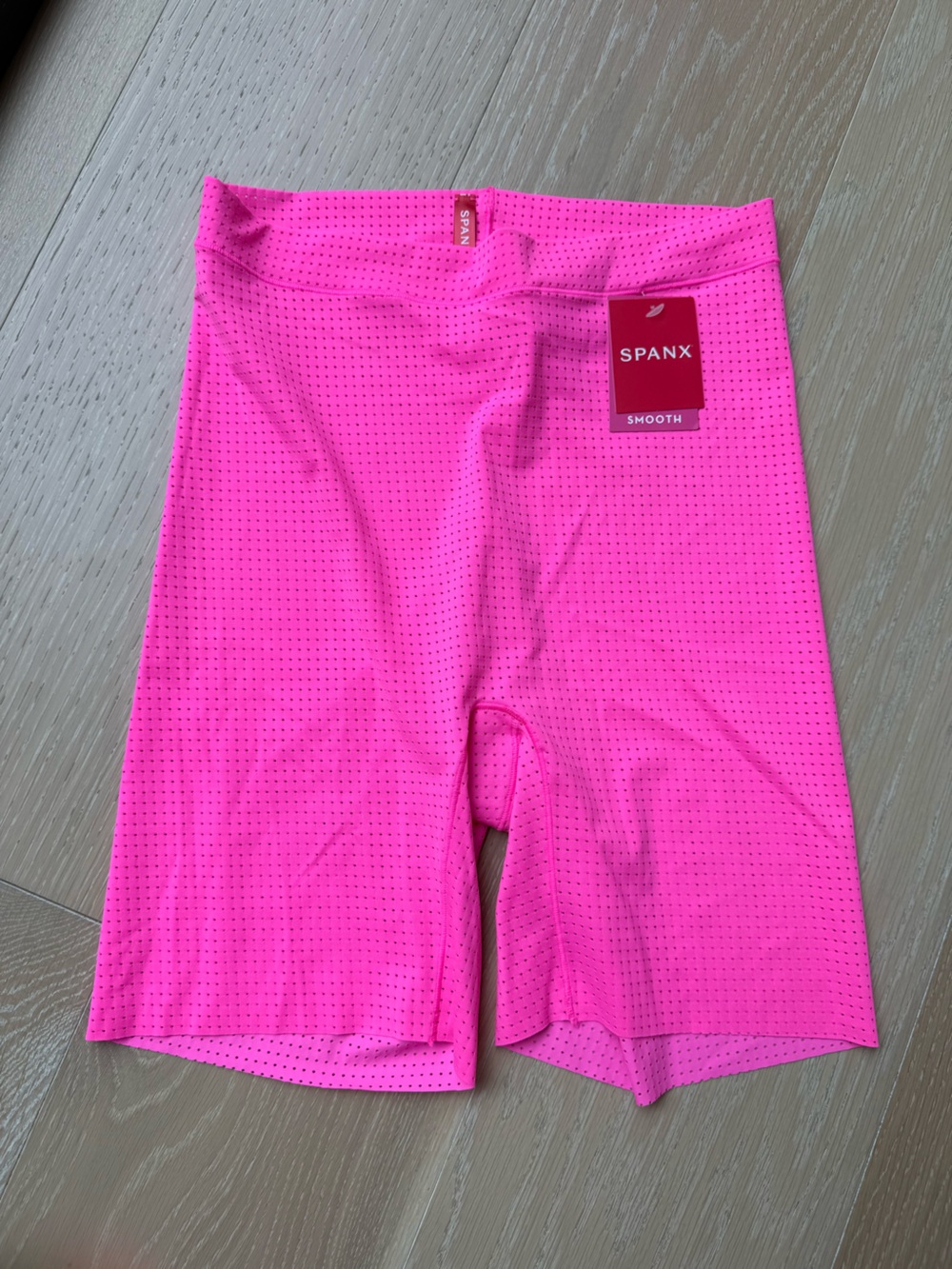 SPANX NEW Hot Pink Mid Thigh Perforated Smooth Women's Shorts